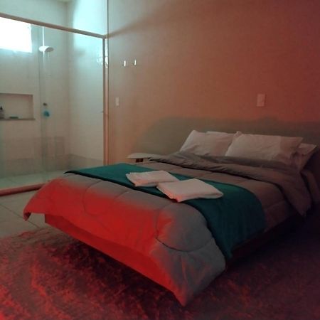 Casa Inteira, Grande Suite, Dois Chuveiros, Sala ,Cozinha E Garagem Privativa Total Conforto, Melhor Que Hotel! Botucatu Bagian luar foto